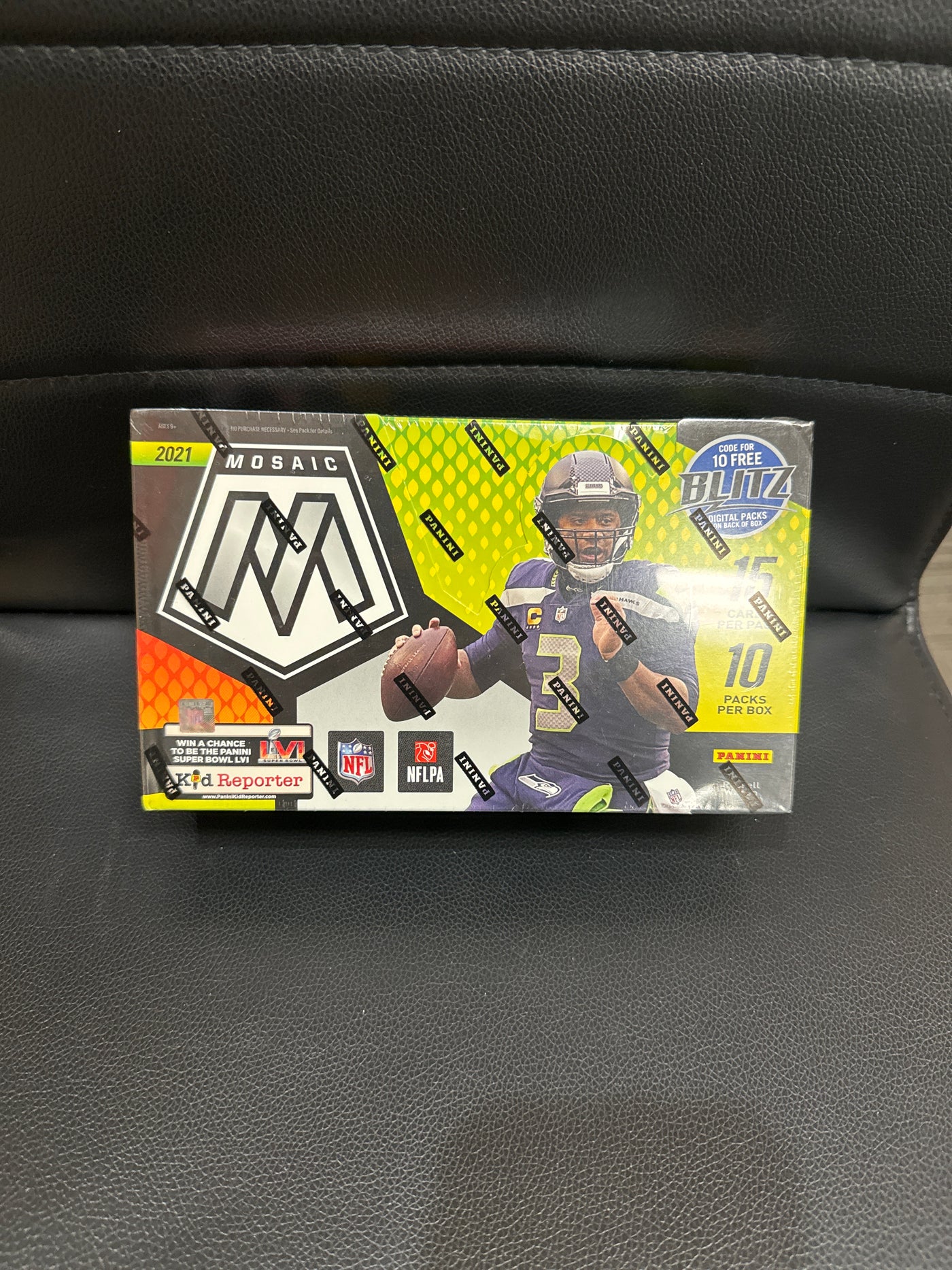 2021 Mosaic Football Hobby Box