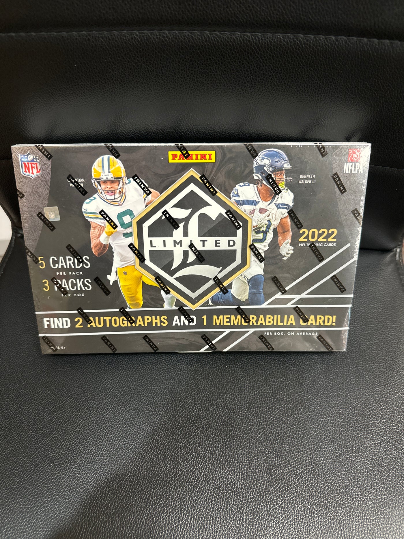 2022 Football Limited Hobby Box