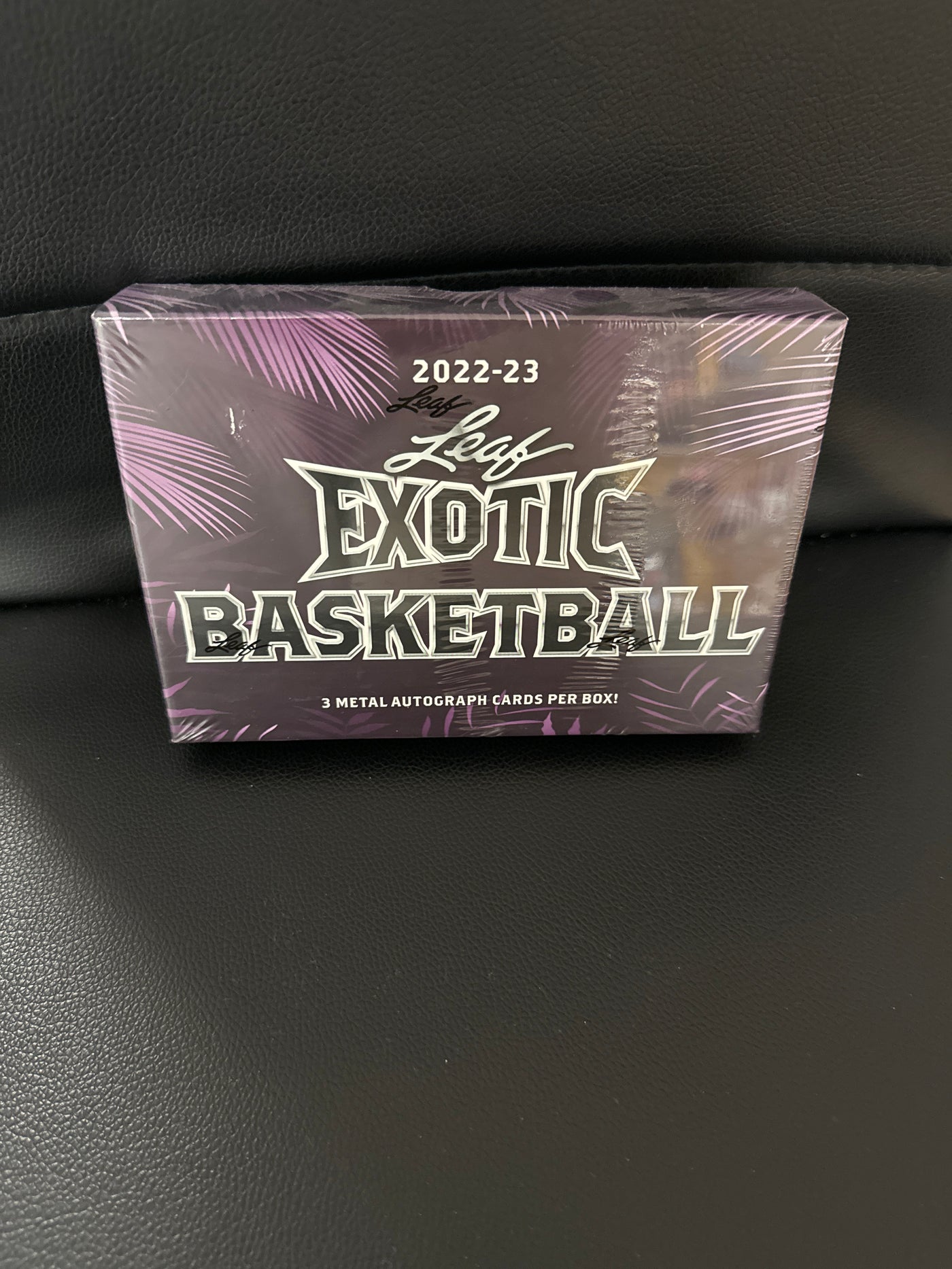 2022 Leaf Exotic Football Hobby Box